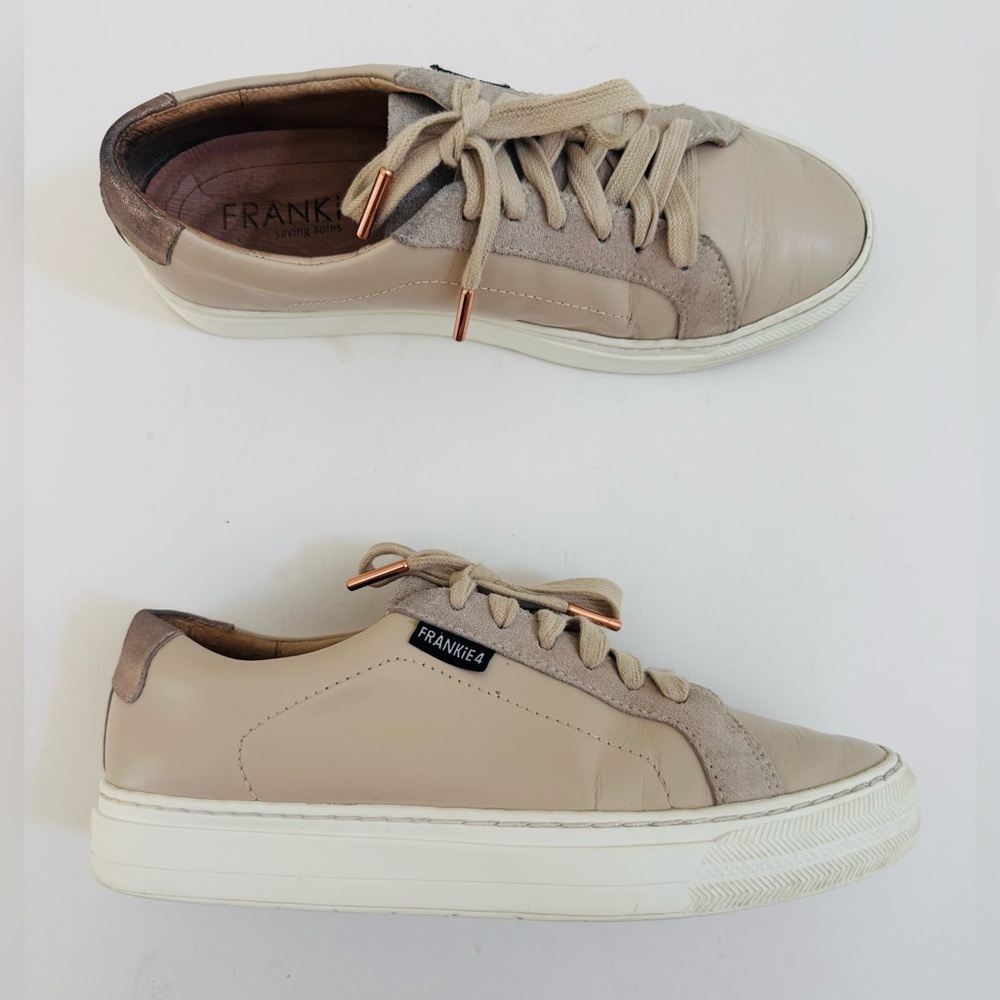 FRANKIE4 Womens Leather Mim III Color Almond Milk/Suede Size 7.5,